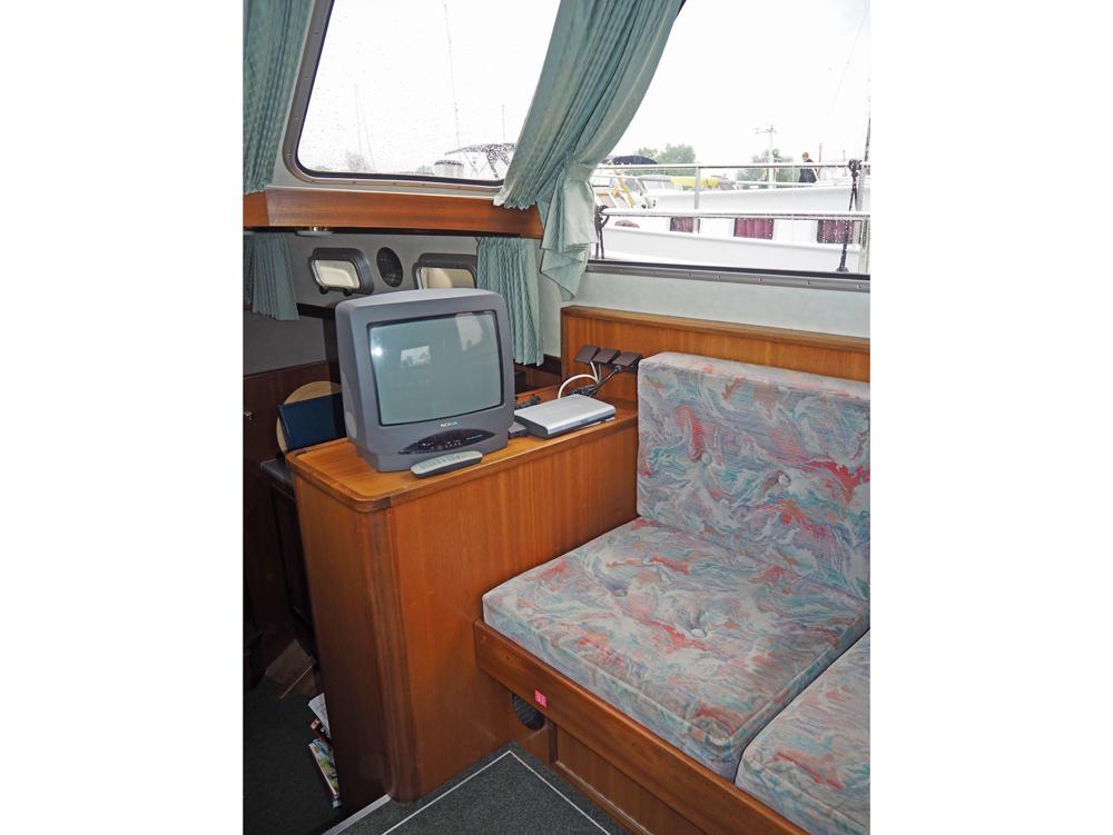 Wheelhouse, Accommodation